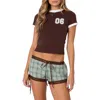 EDIKTED EDIKTED KASSIDY CONTRAST DETAIL CROP STRETCH COTTON GRAPHIC BABY TEE