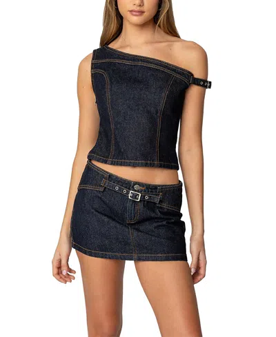 EDIKTED KEIRA BUCKLED ASYMMETRIC DENIM TOP