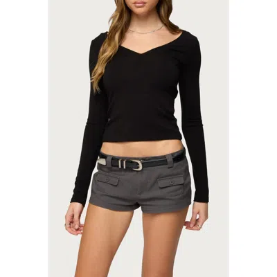 Edikted Larna V-neck Long Sleeve Crop T-shirt In Black