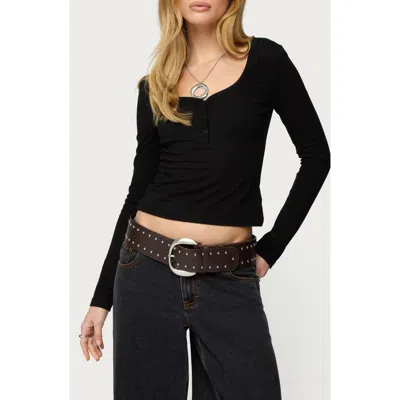 Edikted Leah V-neck Crop Henley Top In Black
