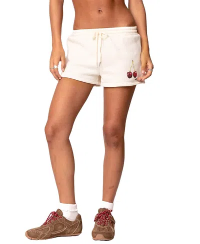 Edikted Mon Cheri Shorts In Cream