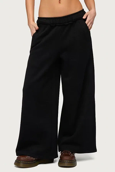 Edikted Petite Kori Oversized Sweatpants In Black, Women's At Urban Outfitters