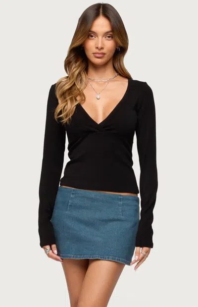 Edikted Women's Doron V Neck Long Sleeve Top In Black