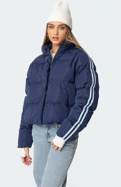 EDIKTED WOMEN'S SHERRY SIDE STRIPED PUFFER JACKET IN NAVY