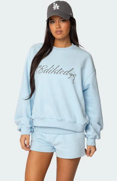 EDIKTED WOMEN'S SUPER EDIKTED OVERSIZED SWEATSHIRT IN LIGHT BLUE