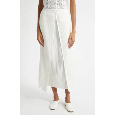 Eenk Flowy Pleated Skirt In White