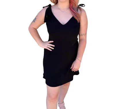 Eesome Adelaide Solid Sleeveless V Neck Mini Dress In Black
