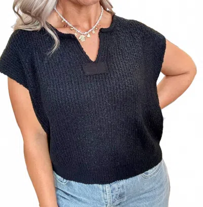 Eesome Cap Sleeve Knit Sweater In Black In Blue