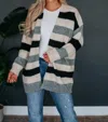 Eesome Casey Cozy Cardigan In Cream/black/grey In Multi