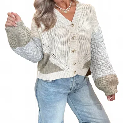 Eesome Chunky Button V-neck Cardigan In White In Multi