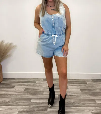 Eesome Down The Boardwalk Romper In Light Wash Denim