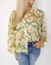 EESOME FLORAL BUTTON FRONT BLOUSE IN MUSTARD