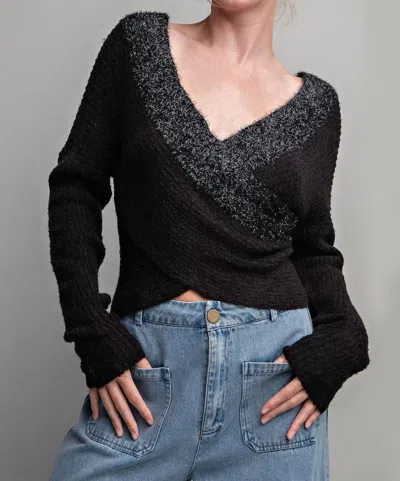 Eesome Glitter V-neck Knit Top In Black
