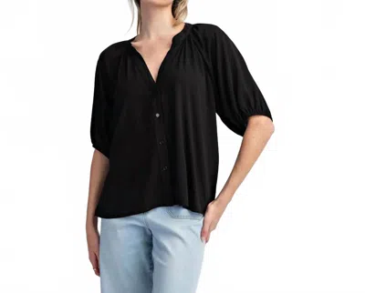 Eesome Half Sleeve Notched V-neck Blouse In Black