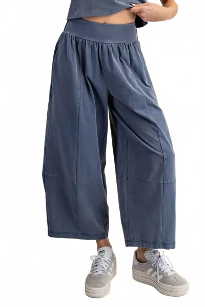 Eesome Mineral Washed Wide Leg Pants In Blue