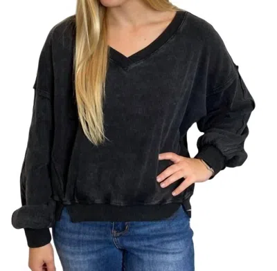 Eesome Oversized Off Shoulder V-neck Long Sleeve Top In Black