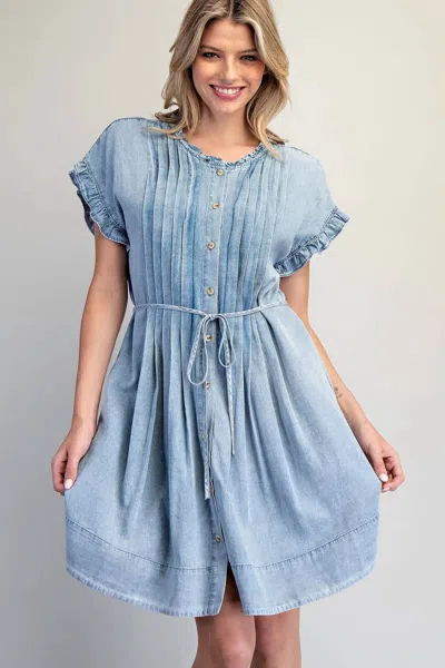 Eesome Pleated Denim Dress In Blue