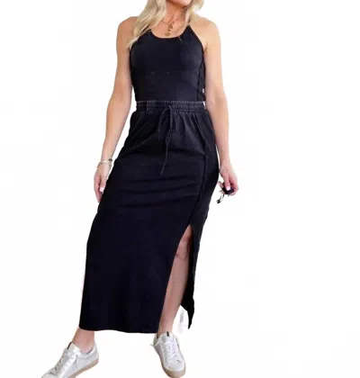 Eesome Ribbed Side Slit Maxi Skirt In Ash Black In Blue