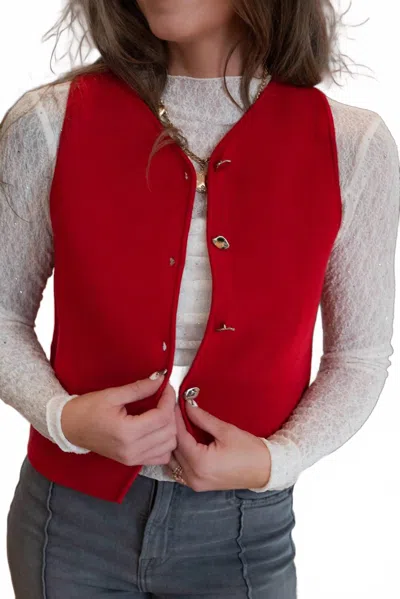 Eesome Sera Sleeveless Top In Wine In Red