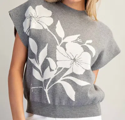 Eesome Solene Cap Sleeve Floral Mock Neck Sweater In Gray