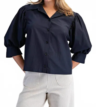 Eesome Solid Puff Sleeve Button Down Blouse In Navy In Blue