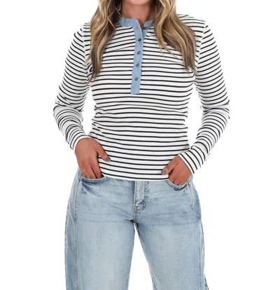 Eesome The Happy Striped Top In Off White In Multi