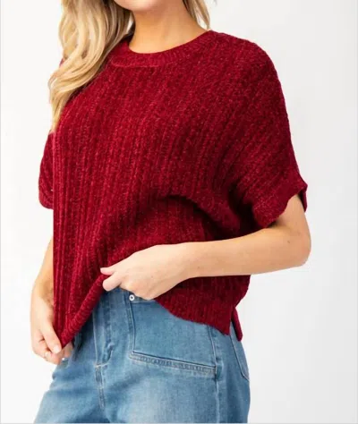 Eesome Ultra Soft Sweater Top In Merlot In Red