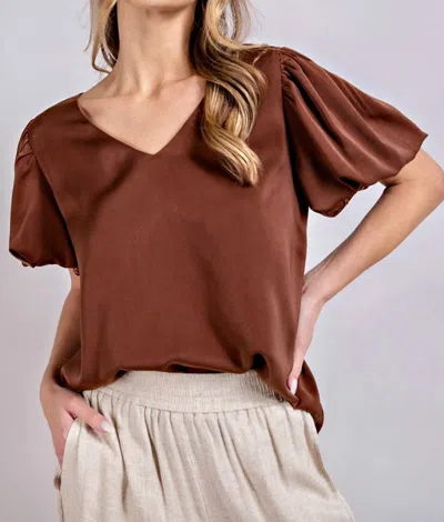Eesome V- Neck Puff Sleeve Blouse In Brown
