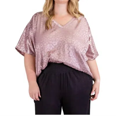 Eesome V-neck Flowy Blouse In Pink In Multi