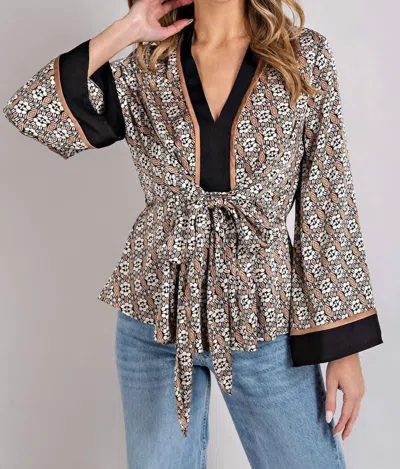 Eesome V-neck Tie Top In Brown In Orange