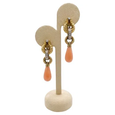 Pre-owned Effevi 18 Kt Yellow Gold Clip On Earrings With Angel Skin Coral And0.43 Cts Diamonds
