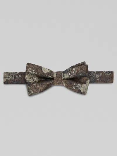Egara All-over Floral Pre-tied Bow Tie