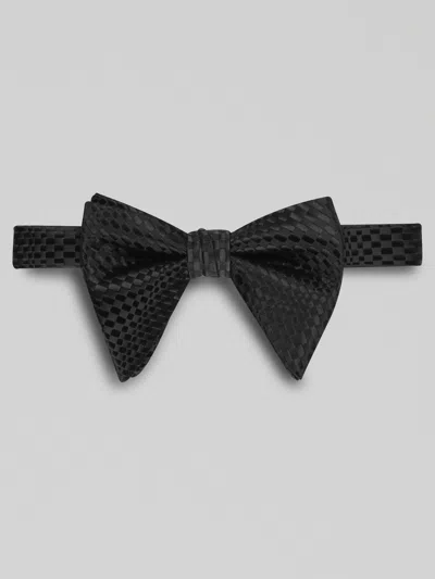 Egara Teardrop Bow Tie