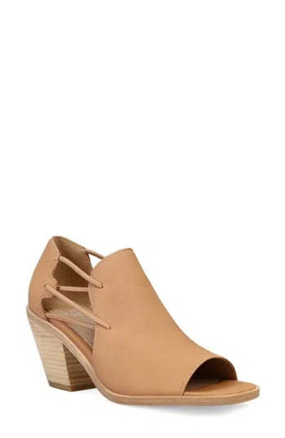 Eileen Fisher Alfie Cutout Sandal In Honey