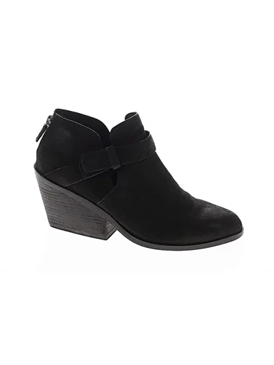 Pre-owned Eileen Fisher Ankle Boots In Black