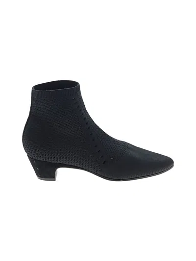 Pre-owned Eileen Fisher Ankle Boots In Black