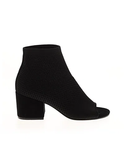 Pre-owned Eileen Fisher Ankle Boots In Black