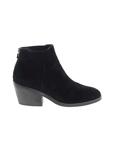 Pre-owned Eileen Fisher Ankle Boots In Black