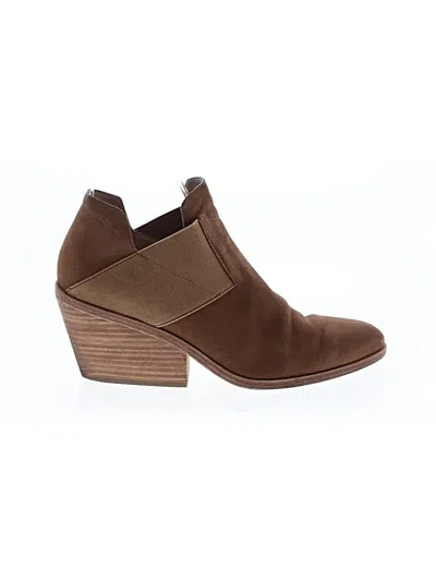 Pre-owned Eileen Fisher Ankle Boots In Brown