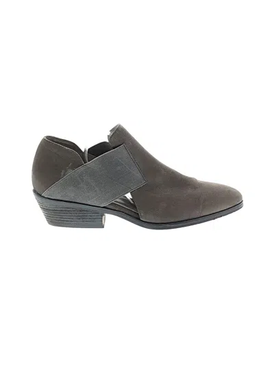 Pre-owned Eileen Fisher Ankle Boots In Gray