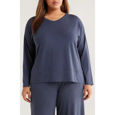 Eileen Fisher Boxy Long Sleeve V-neck Top In Blue