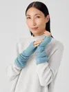 Eileen Fisher Cashmere Silk Bliss Glovelettes In Blue