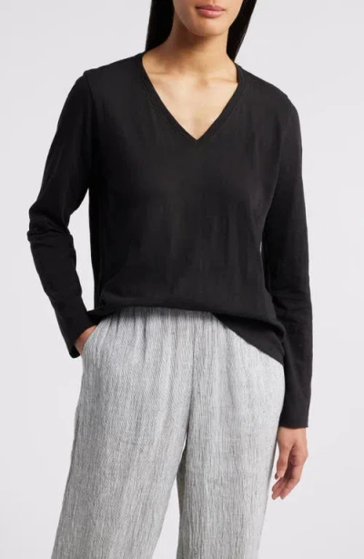 Eileen Fisher Easy V-neck Long Sleeve Organic Cotton T-shirt In Black
