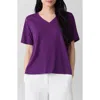 Eileen Fisher Easy V-neck Organic Cotton T-shirt In Purple