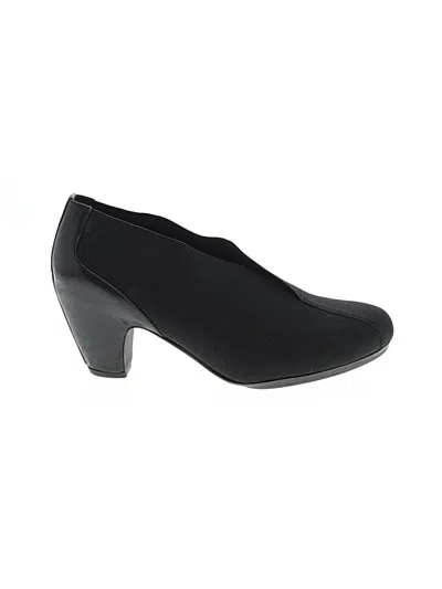 Pre-owned Eileen Fisher Heels In Black