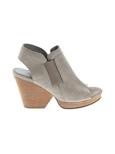 Pre-owned Eileen Fisher Heels In Brown