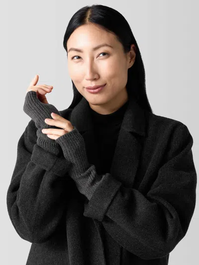 Eileen Fisher Merino Glovelettes In Regenerative Wool In Gray