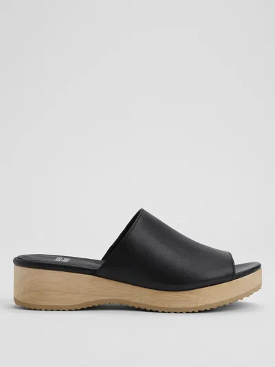 Eileen Fisher Novel Leather Wedge Sandal In Black