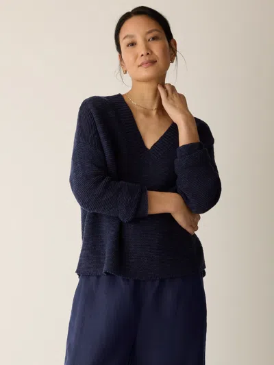 Eileen Fisher Organic Linen Cotton Slub V-neck Top In Blue