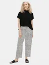Eileen Fisher Textured Crepe Grid Slouchy Cropped Pant In Black